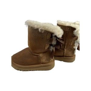 UGG Classic Bailey Bow II Toddler Boots Chestnut Size 7 Snow Winter